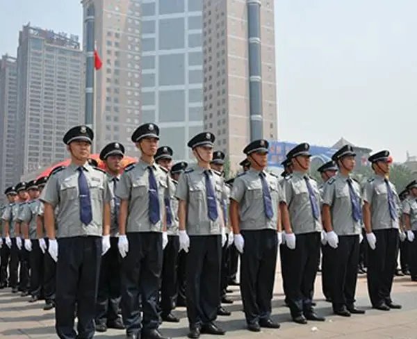 構(gòu)筑企業(yè)安全防線 六安保安服務(wù)如何憑借專業(yè)團(tuán)隊(duì)守護(hù)平安
